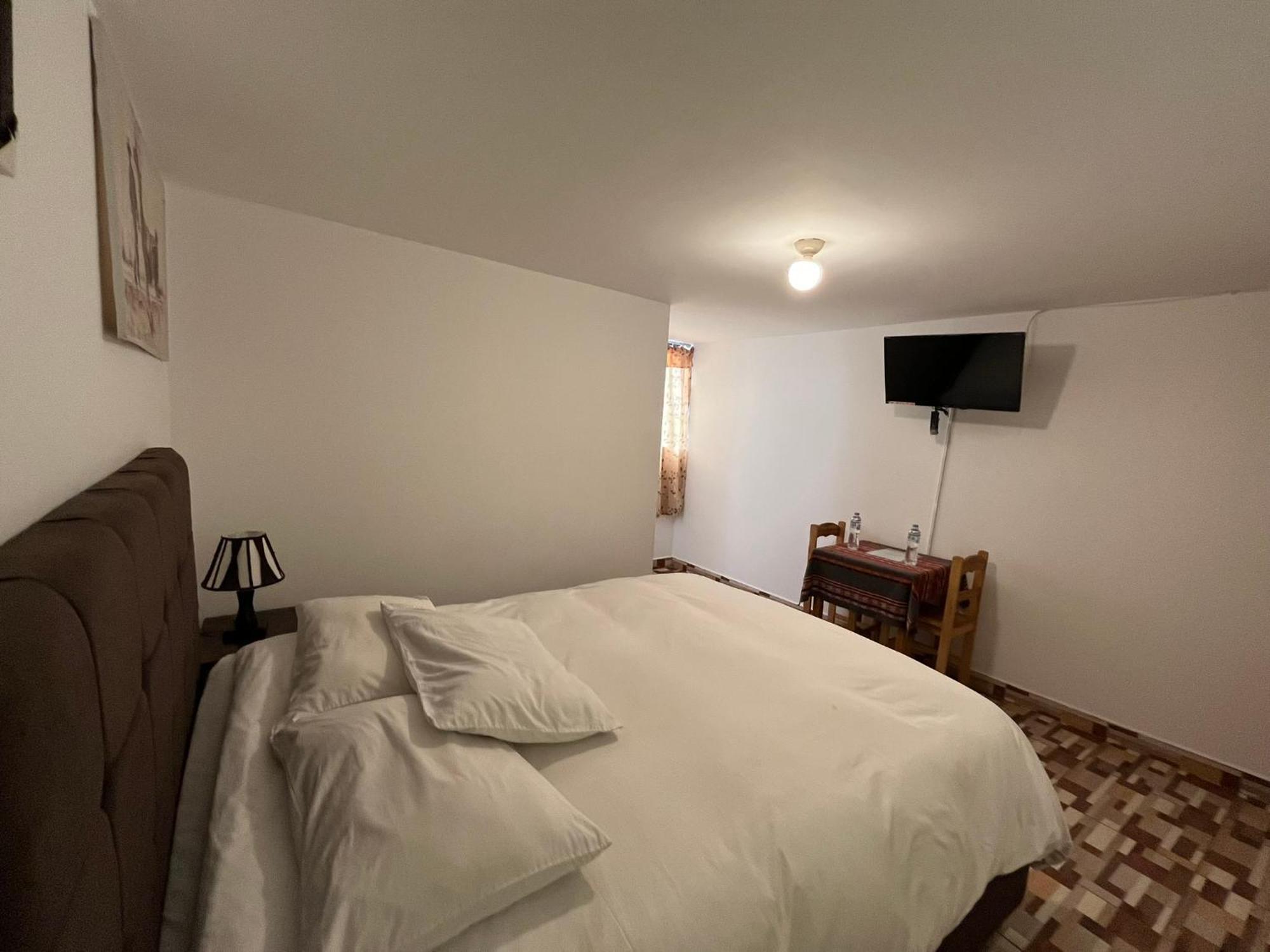 Hostal Apu Qhawarina Ollantaytambo Exteriör bild