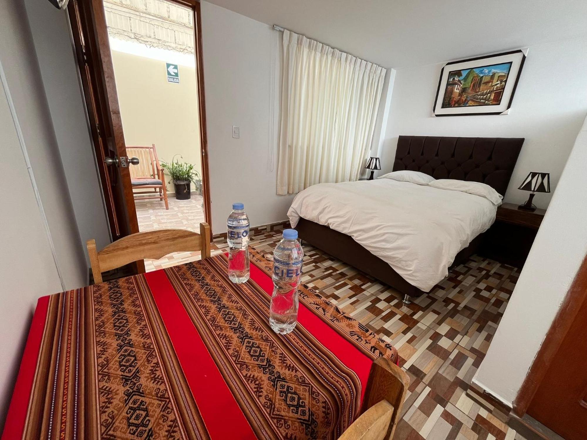 Hostal Apu Qhawarina Ollantaytambo Exteriör bild