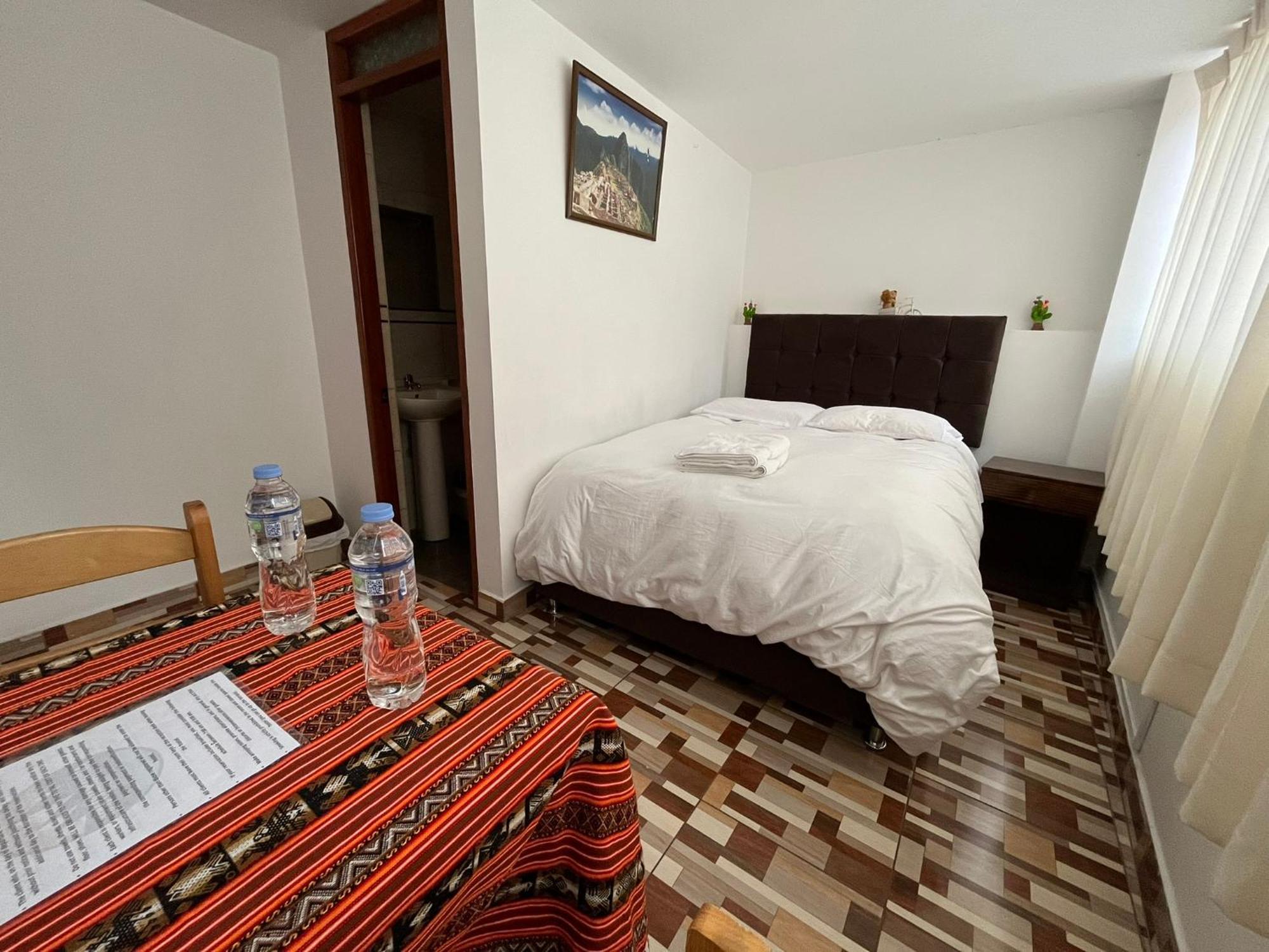 Hostal Apu Qhawarina Ollantaytambo Exteriör bild