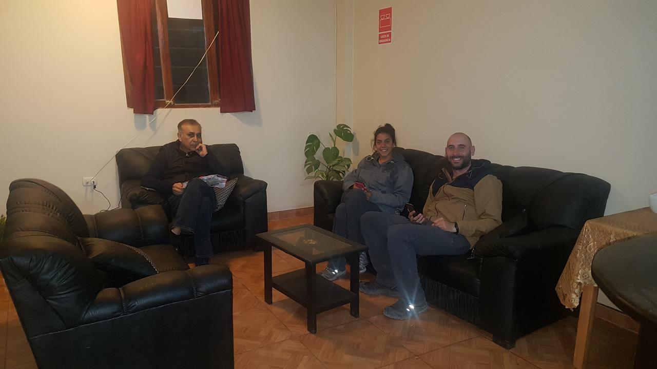 Hostal Apu Qhawarina Ollantaytambo Exteriör bild