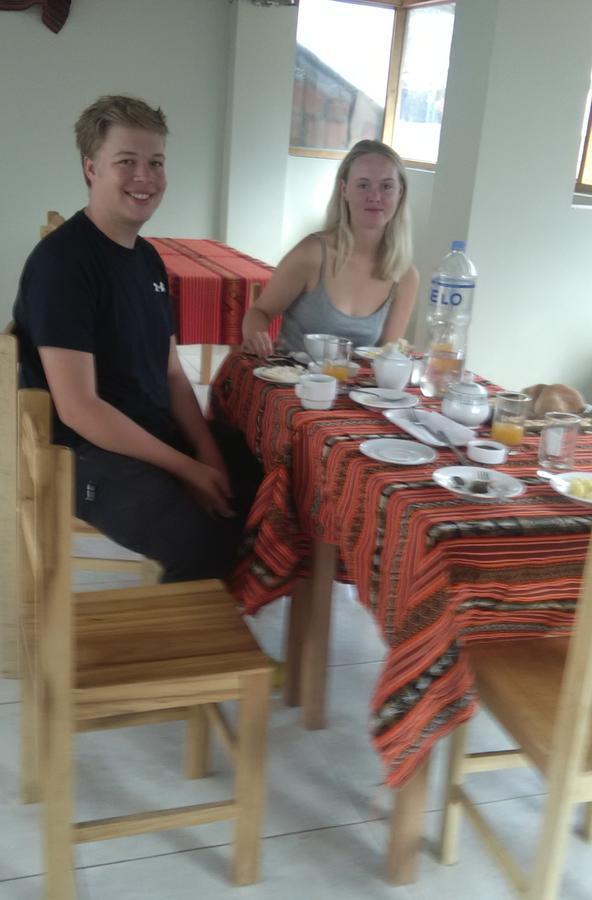 Hostal Apu Qhawarina Ollantaytambo Exteriör bild