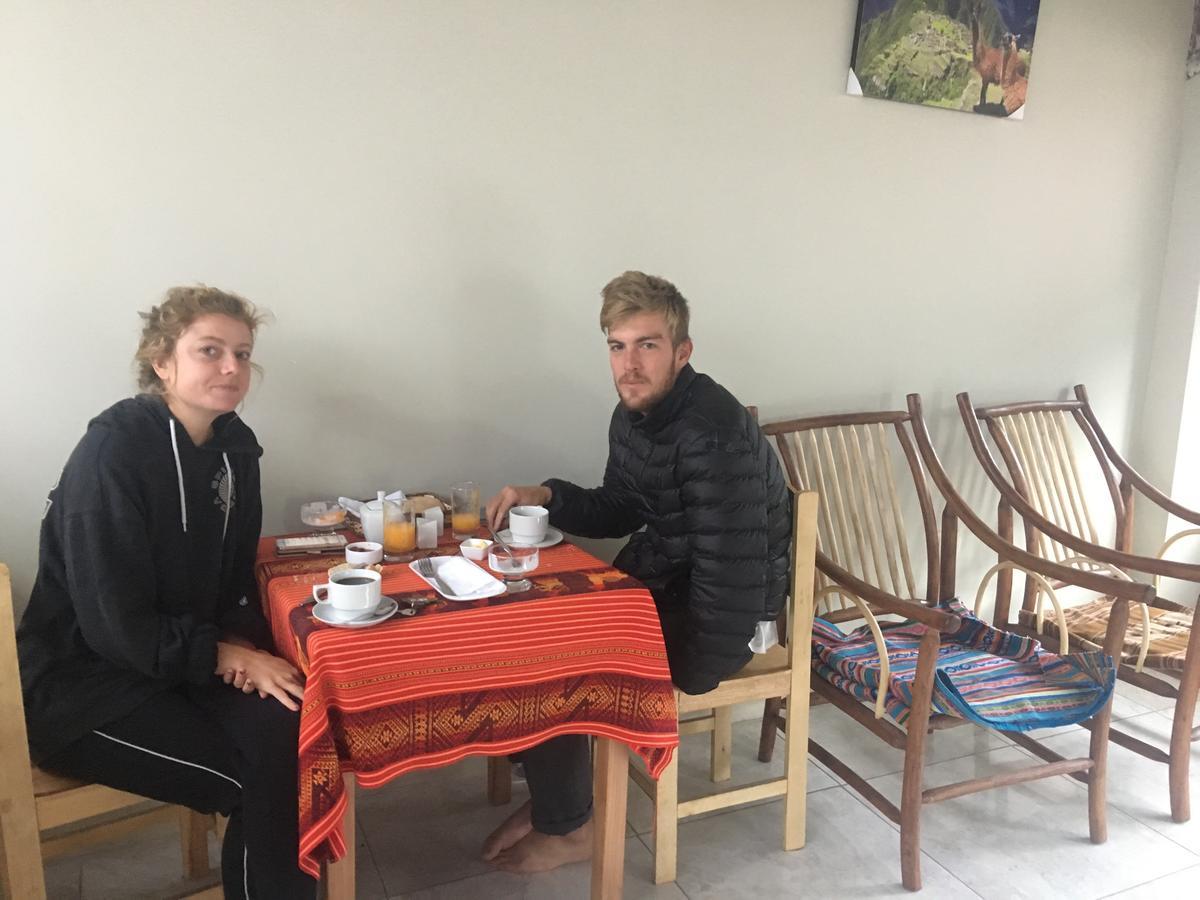Hostal Apu Qhawarina Ollantaytambo Exteriör bild