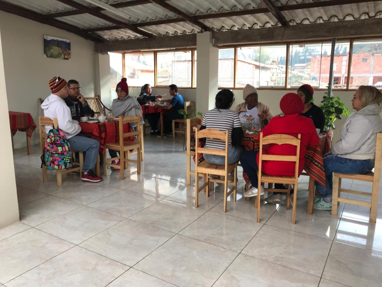 Hostal Apu Qhawarina Ollantaytambo Exteriör bild